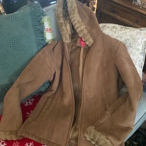 Vintage Women's Esprit Tan Faux Fur Lined Hooded Jacket Size     S-M